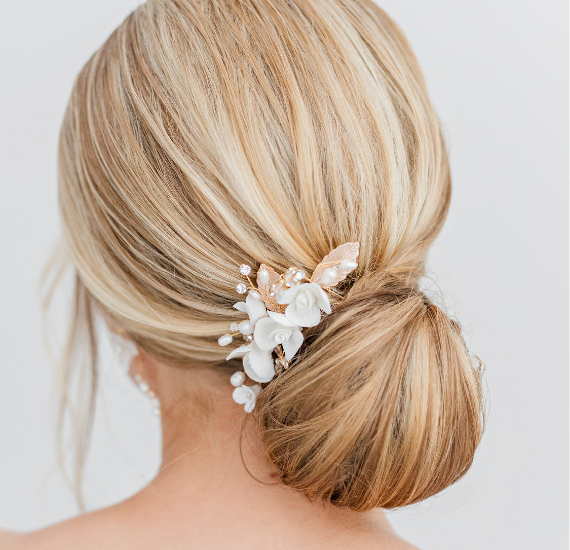 Load image into Gallery viewer, gold wedding hair comb
