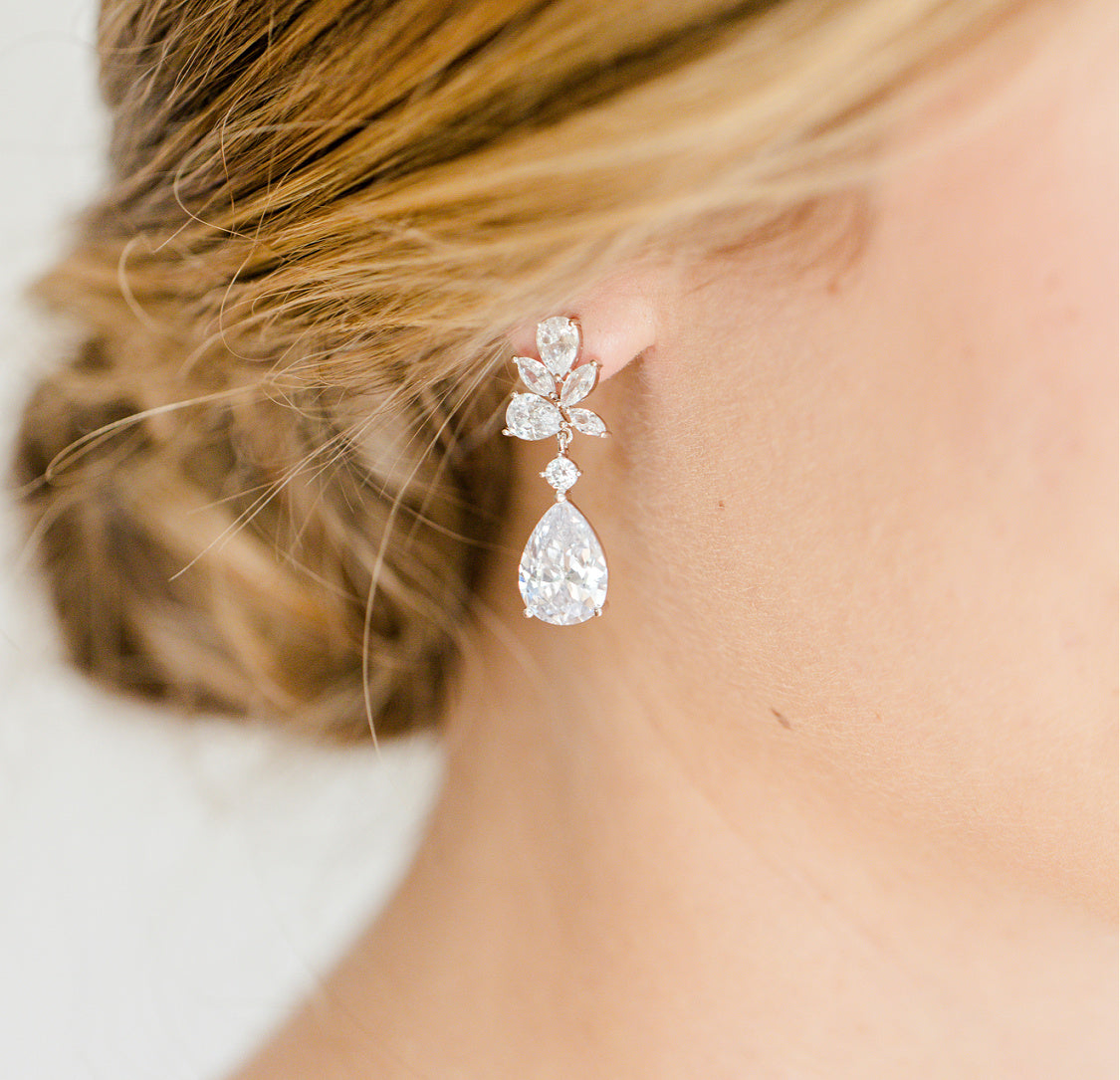 Load image into Gallery viewer, bridal earrings
