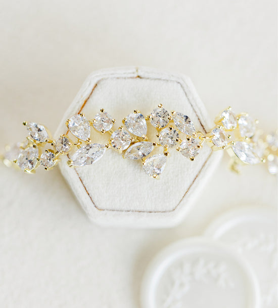 Load image into Gallery viewer, gold wedding bracelet
