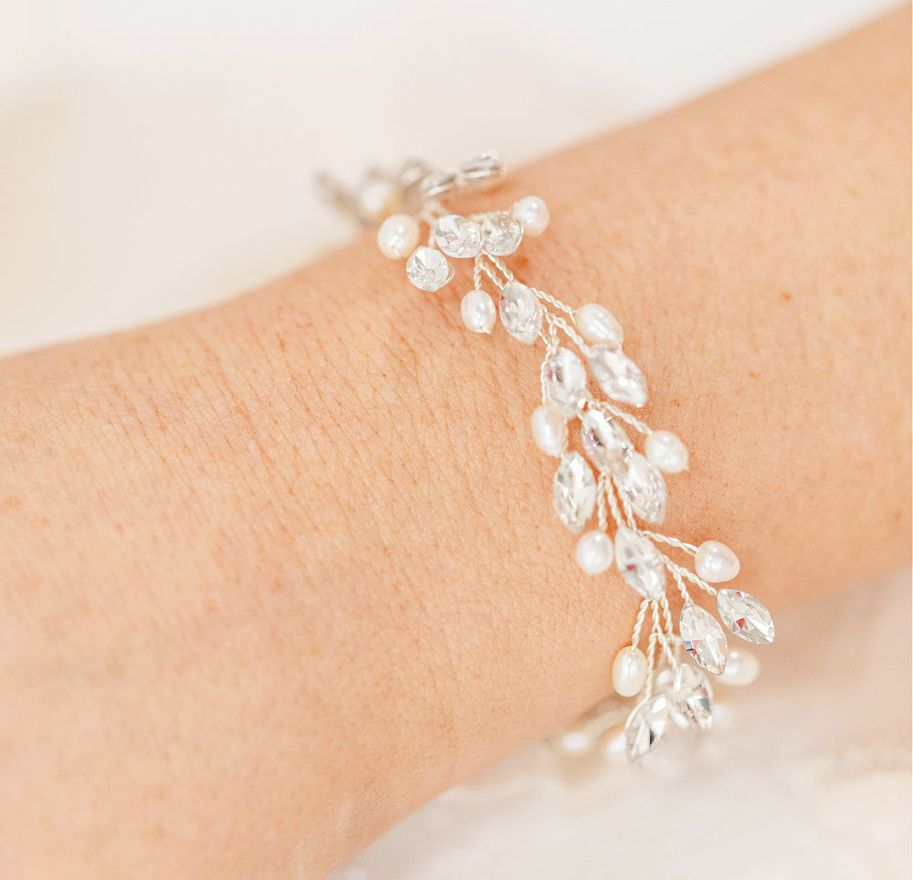 pearl bracelet