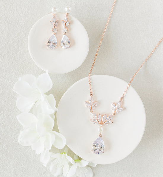rose gold pearl bridal jewelry set