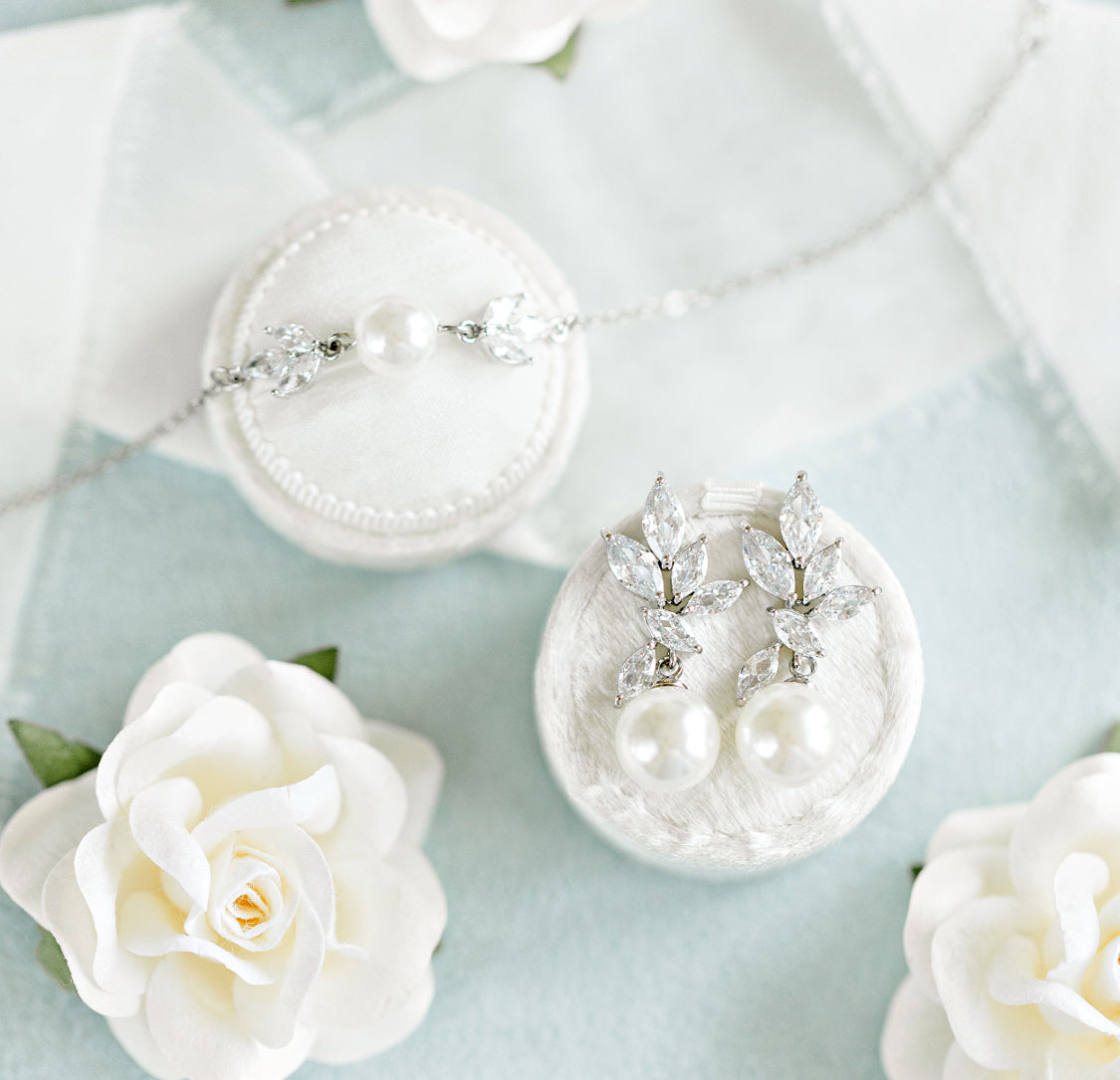 silver pearl bridesmaid jewelry set