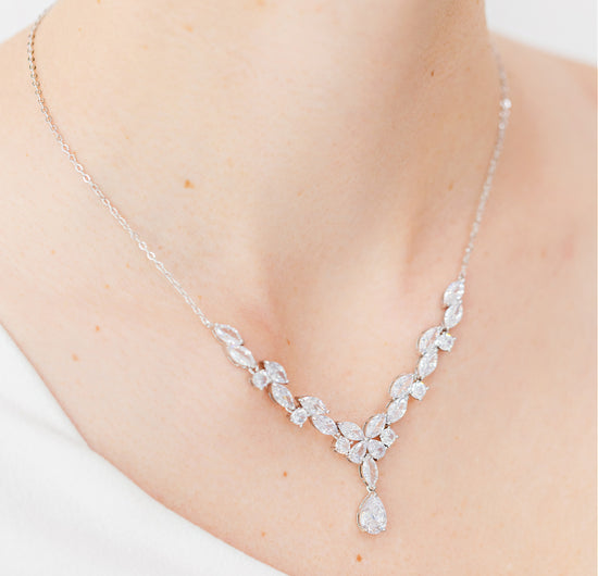 Load image into Gallery viewer, bridal necklace
