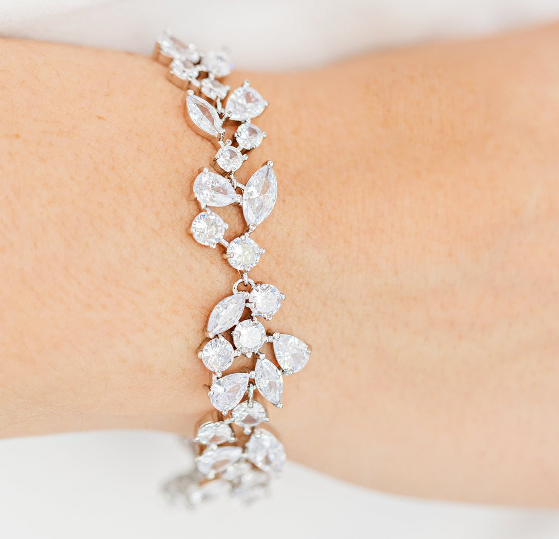 Load image into Gallery viewer, silver bridal bracelet
